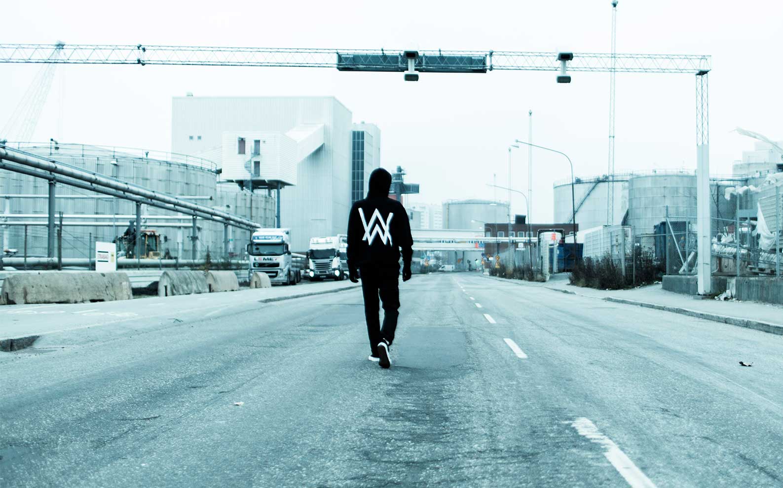 force-alan-walker-neonlight