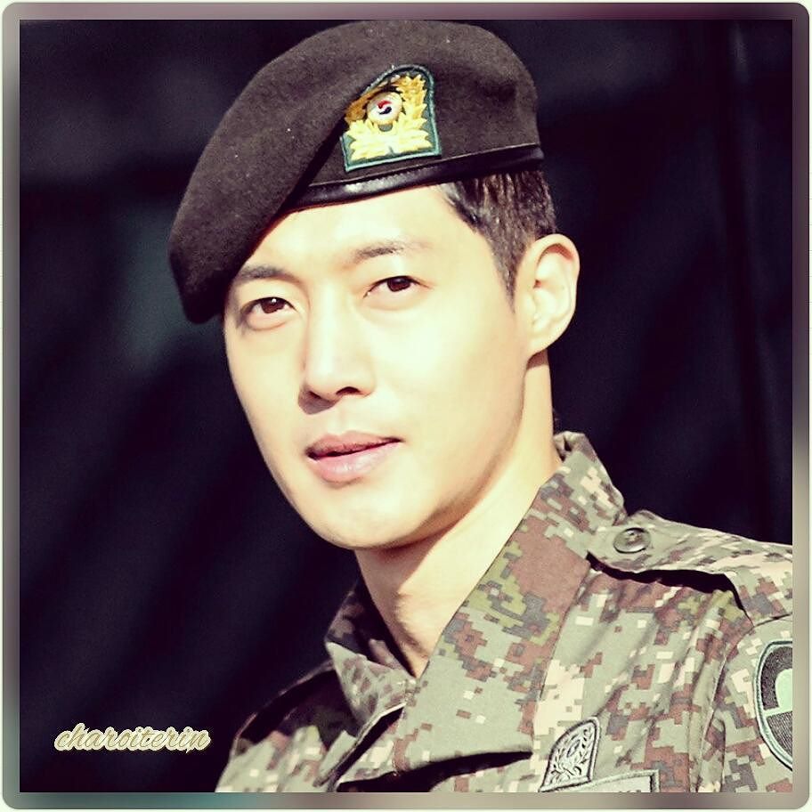 [Fanpics] Kim Hyun Joong - Military Discharge Day [2017.02.11]