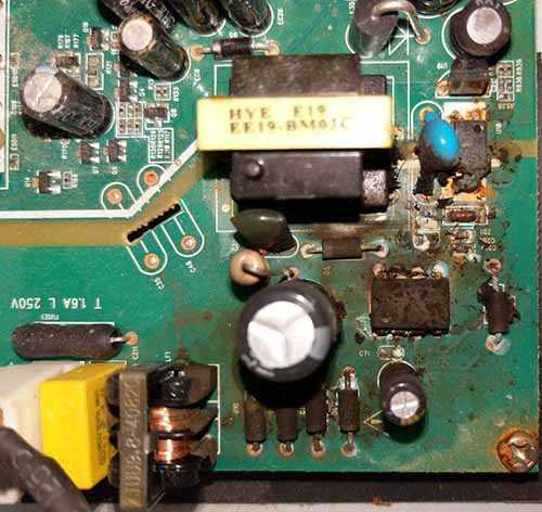 خرابی مین برد دنای